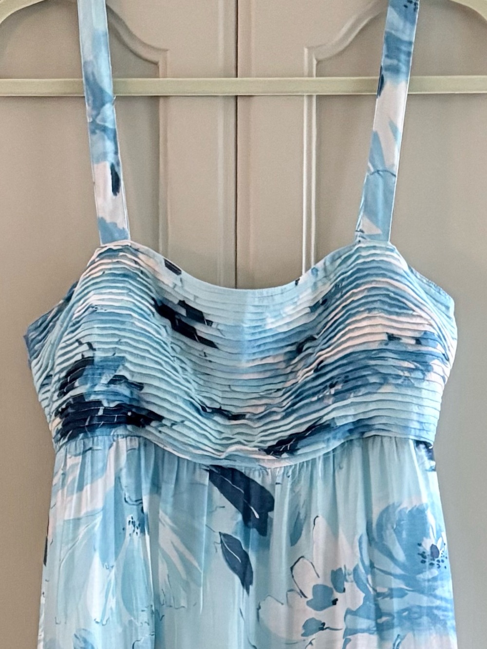 Abercrombie & Fitch Blue Floral Tiered Ruched Empire Waisted Maxi Dress Size M - Picture 6 of 13